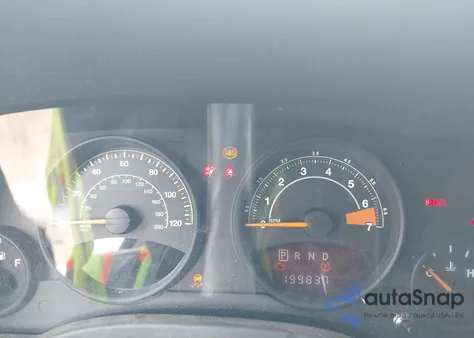 2014 Jeep Compass Sport z USA, uszkodzony, nr VIN 1C4NJCBA5ED523802